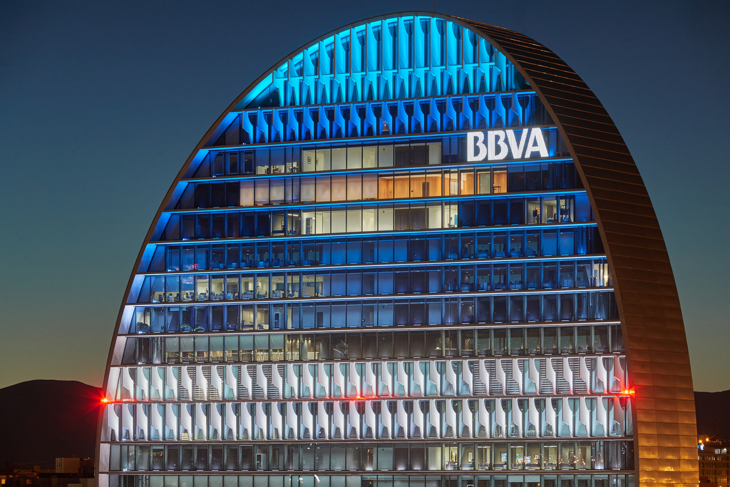 https://shareholdersandinvestors.bbva.com/wp-content/uploads/2018/07/Ciudad_BBVA.jpg